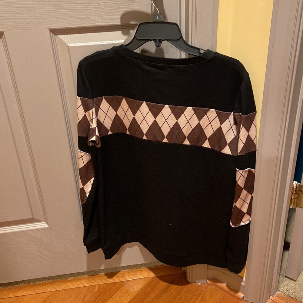 Sweater - Picture 2 of 5